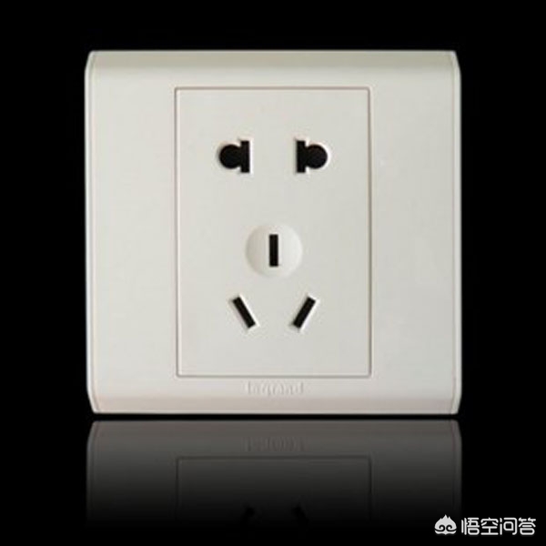 向一屋子儿童开枪