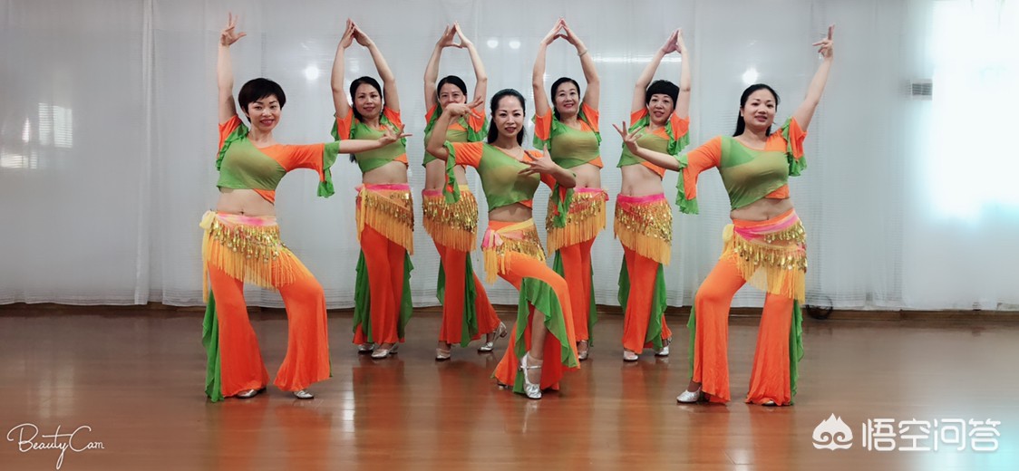 [广场舞图片]最火最简单广场舞有哪些？