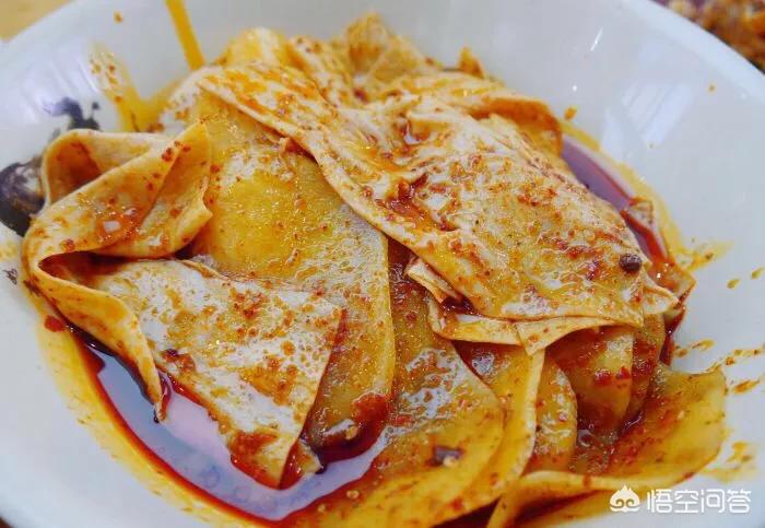 兰州除了牛肉面，牛奶鸡蛋醪糟，酿皮这些外还有什么好吃的，那些餐馆做的最好吃？