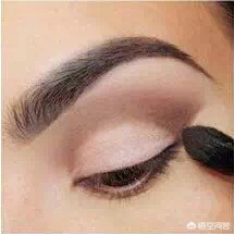 美妆好物推荐精致眼妆
