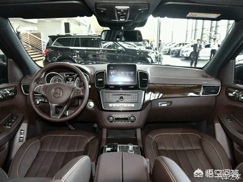 奔驰gls400