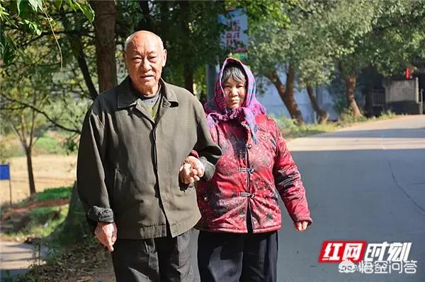 婚庆酒店前台工作时间要求，婚庆酒店前台工作时间要求多少