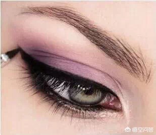 美妆好物推荐精致眼妆
