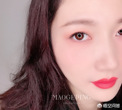 怎么提高化妆的技巧
