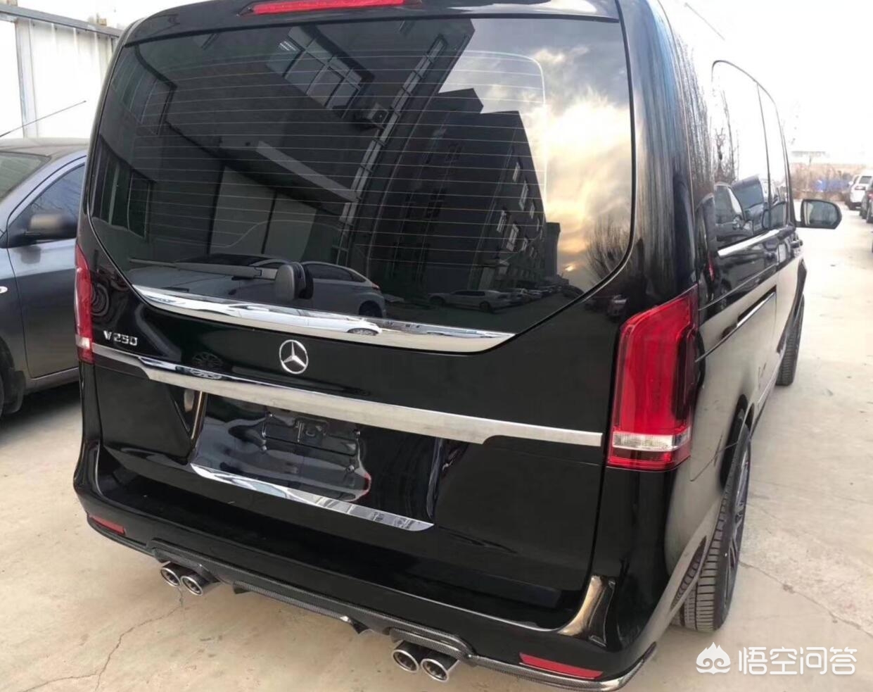 奔驰埃尔法