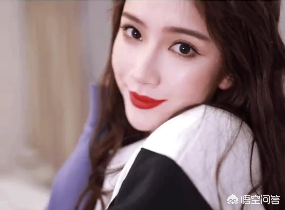 美妆好物博主
