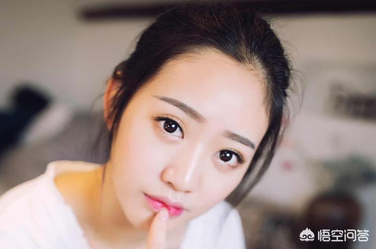 不同场合化妆的技巧

