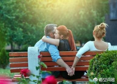 订婚用品婚庆用品，订婚用品婚庆用品哪个好