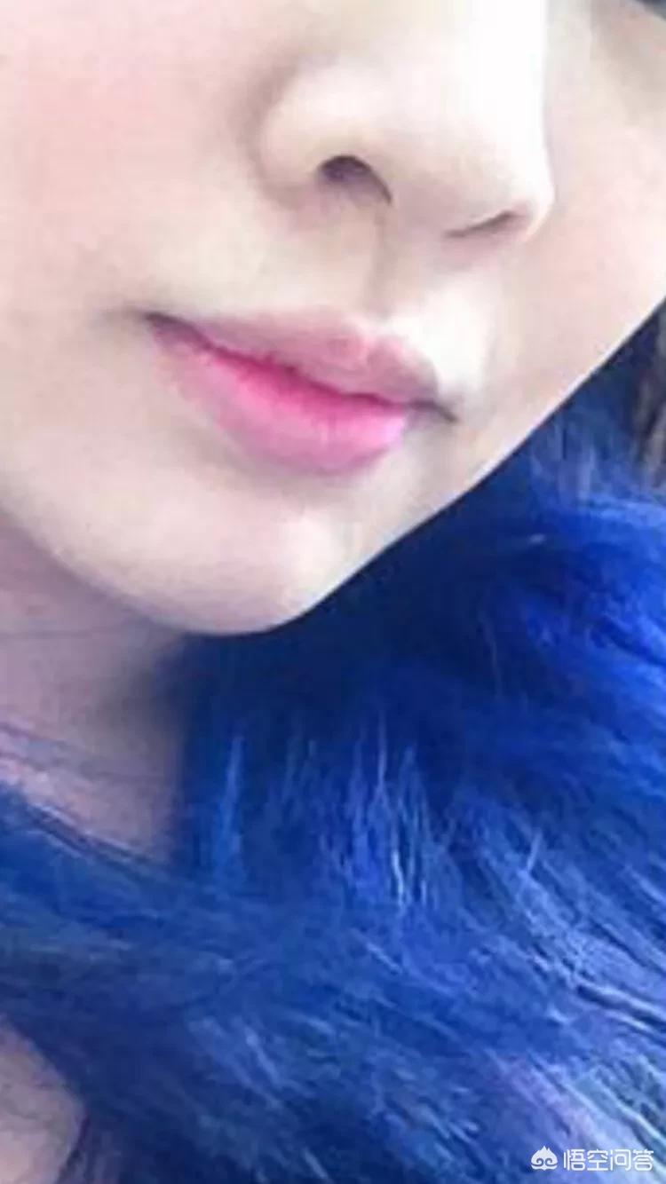化妆师化妆技巧女短发
