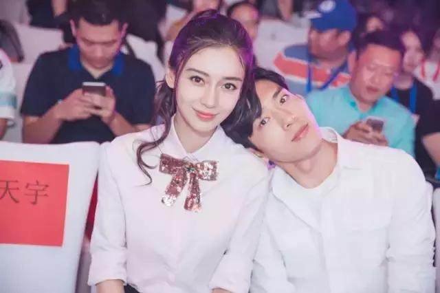 美妆好物快手头像情侣
