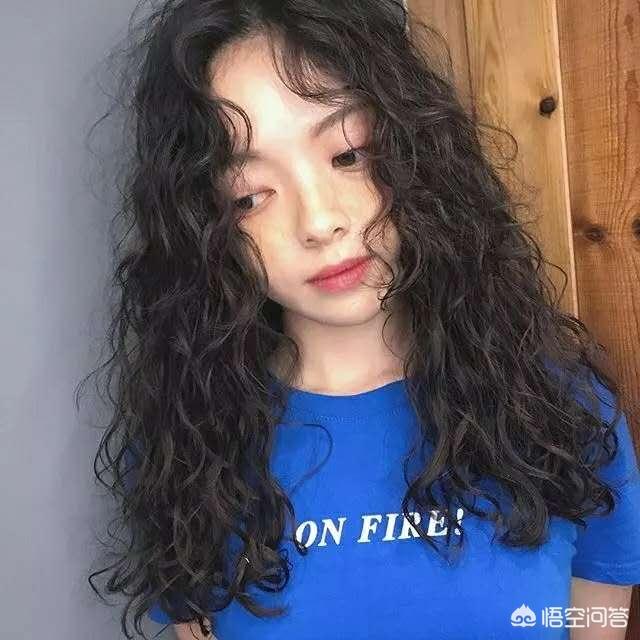 泡面头教程化妆技巧
