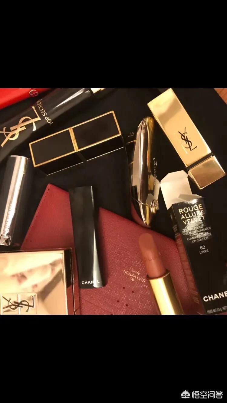 美妆博主们分享好物
