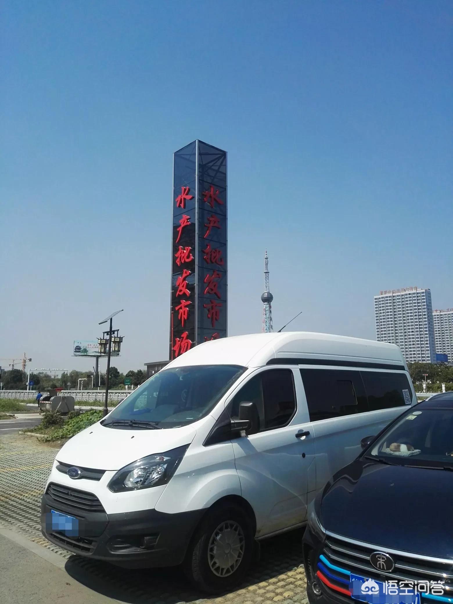 大连市和杭州市哪个大