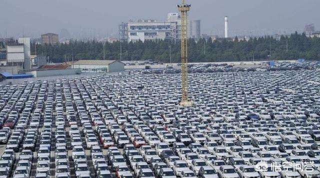 山东奔驰库存车如何购买？：35万买奔驰是库存车