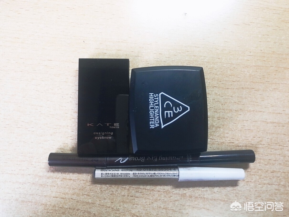 美妆博主推荐学生的好物
