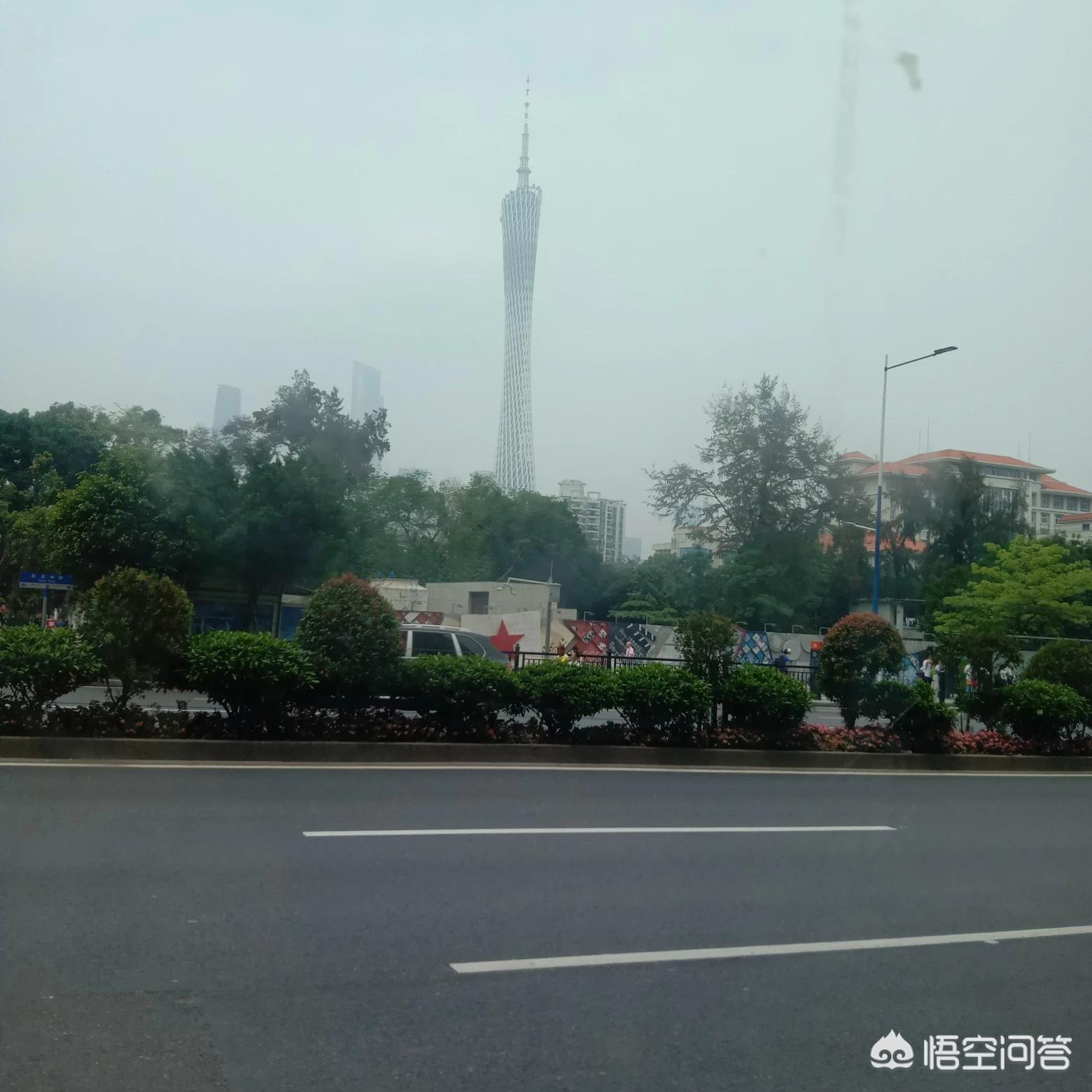 暴雨黄色预警雨有多大？：12省份暴雨黄色预警