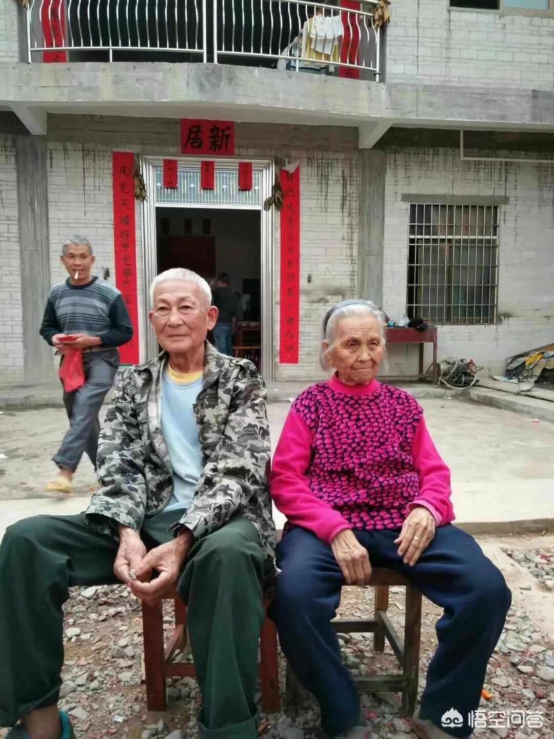 [免费打工20年救母亲]能说说常年在外打工的你是怎样孝敬你母亲的吗？我们应该怎样更好的尽孝？
