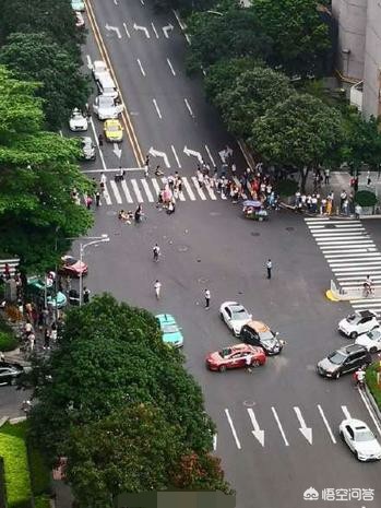 广州奔驰4s店