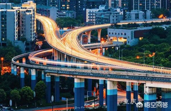 武汉市2万亿靠什么企业