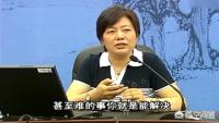 安徽一考生考完试，向妈妈下跪：妈妈，您辛苦了。你有何感想？：跪地拦车救受伤母亲