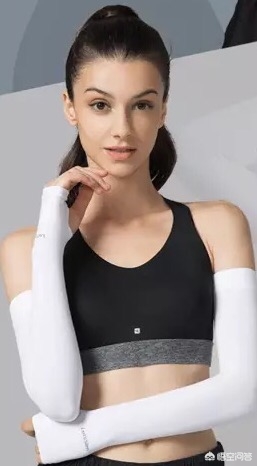 美妆博主推荐好物美白乳
