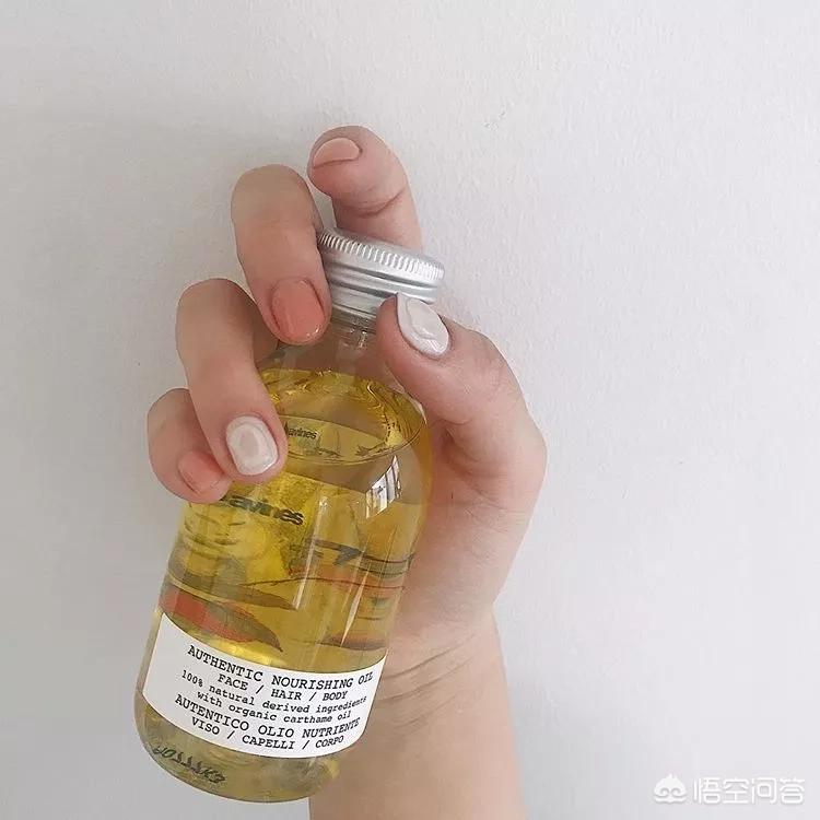 化妆学校的化妆技巧
