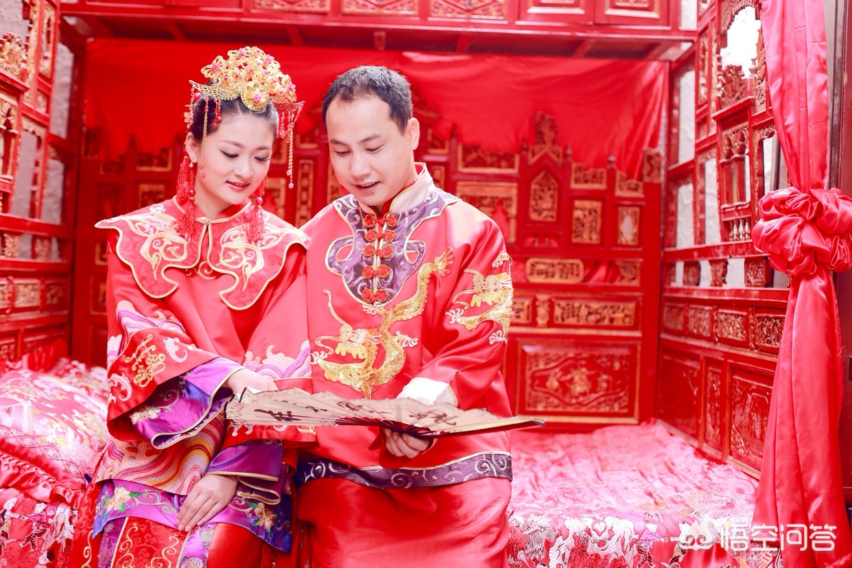 龙摄影婚纱店价格表，龙摄影婚纱照价格