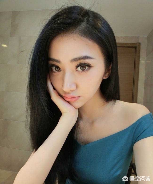 分辨化妆技巧看眉毛
