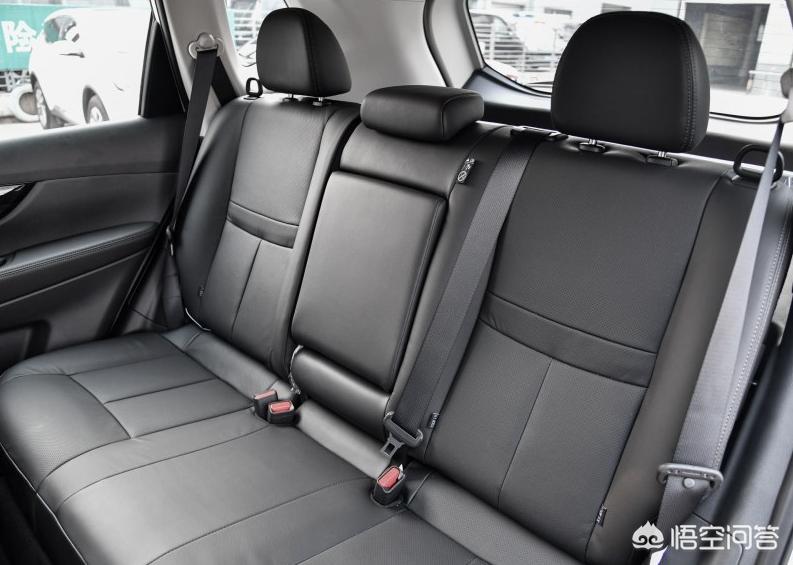2019款丰田rav4