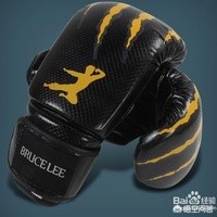 拳击手套怎么选择?:拳击手套 拳击手套怎么选择?:拳击手套