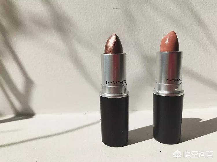 化妆学校的化妆技巧
