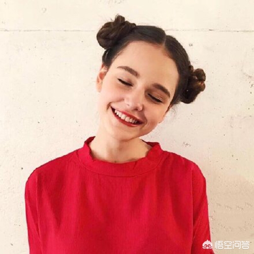 女士运动服装,平时喜欢运动休闲风,有哪些穿搭图片可以参考吗?