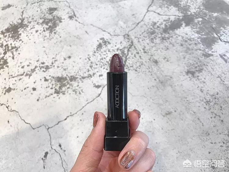 化妆学校的化妆技巧
