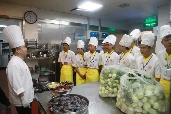 开小饭店经营策略_厨师开店失败原因_餐饮经营管理技巧