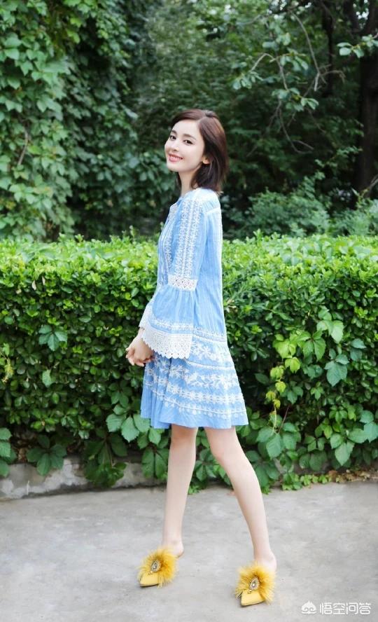 女明星运动装搭配,乔欣陈瑶唐嫣都是高个子女明星,身高170+如何穿搭?