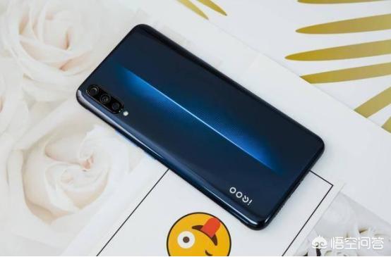 据说iQOO是一款游戏手机,那适合女孩子使用么? 据说iQOO是一款游戏手机,那适合女孩子使用么?