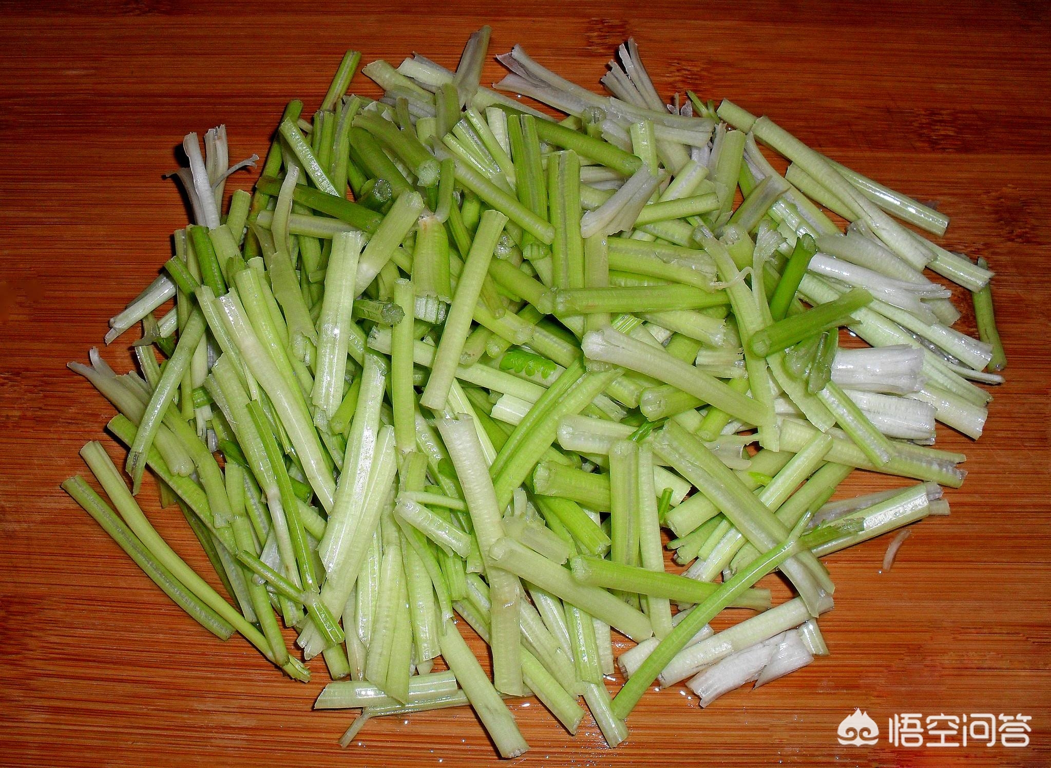 芹菜的功效与作用是什么？