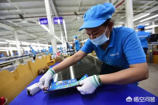 高速遇欧盟牌照小车