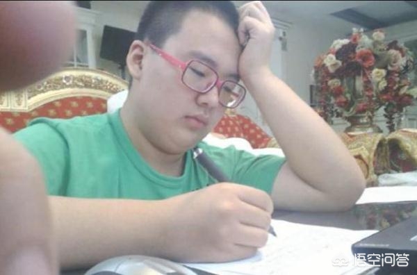 凿壁偷光搞笑版凿壁偷光搞笑版视频