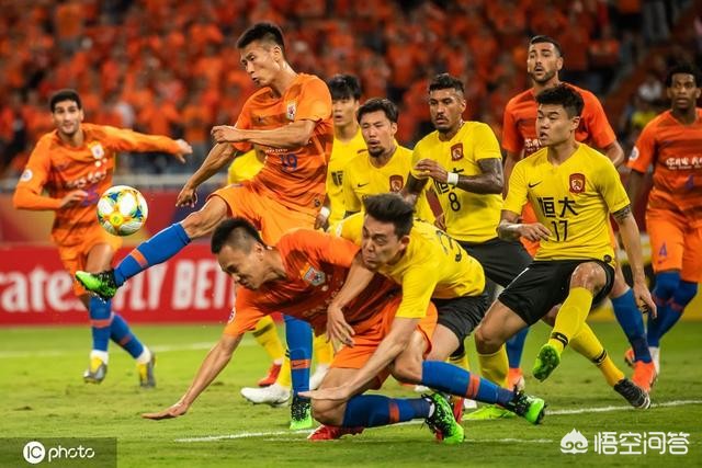 门将扑出一球后死亡