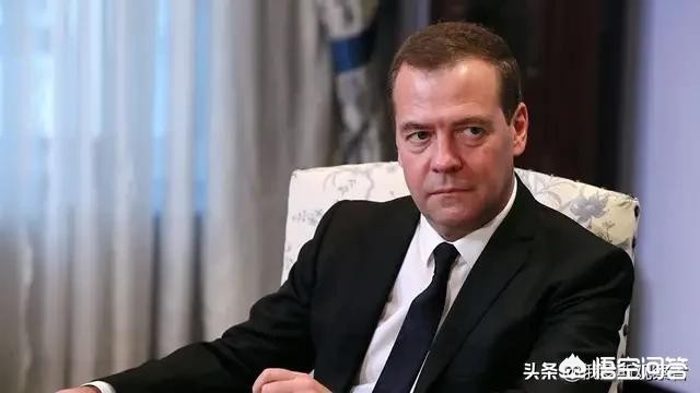 乌克兰制裁俄罗斯（怎么看待俄罗斯开始经济制裁乌克兰，这是在逼迫乌克兰放弃波罗申科吗？）