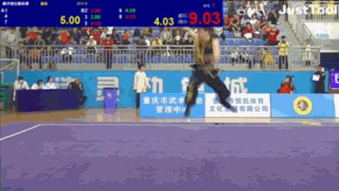 健身房教练被掌掴