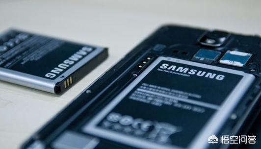 三四千元的手机哪个好，日常使用，使能用三，四年后，换成熟的5G手机？