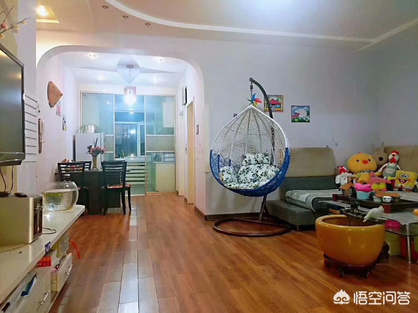 婚纱摄影创业，婚纱摄影创业初期艰辛图片素材