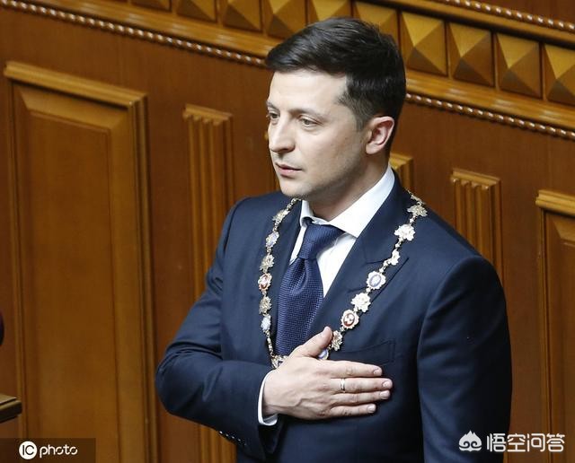 [和平解决乌克兰危机]乌克兰总统泽连斯基发表讲话称「乌克兰没有选择战争，提议重返和平之路」，这释放了什么信号？