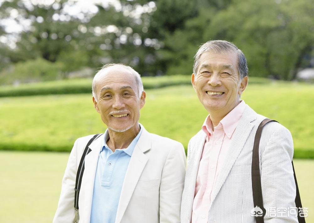 老年人应该买什么保险才合适，60到70老人适合买啥险