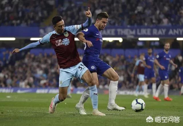 英超第35轮，切尔西vs伯恩利赛后双方爆发冲突，当时发生了什么？