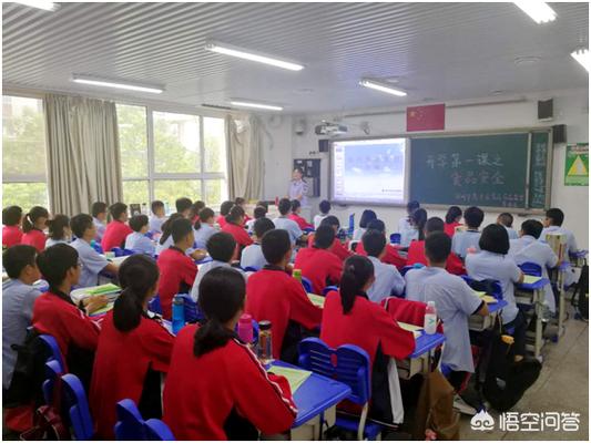 西贝莜面村后厨学徒怎么样？：西贝向顾客开放后厨