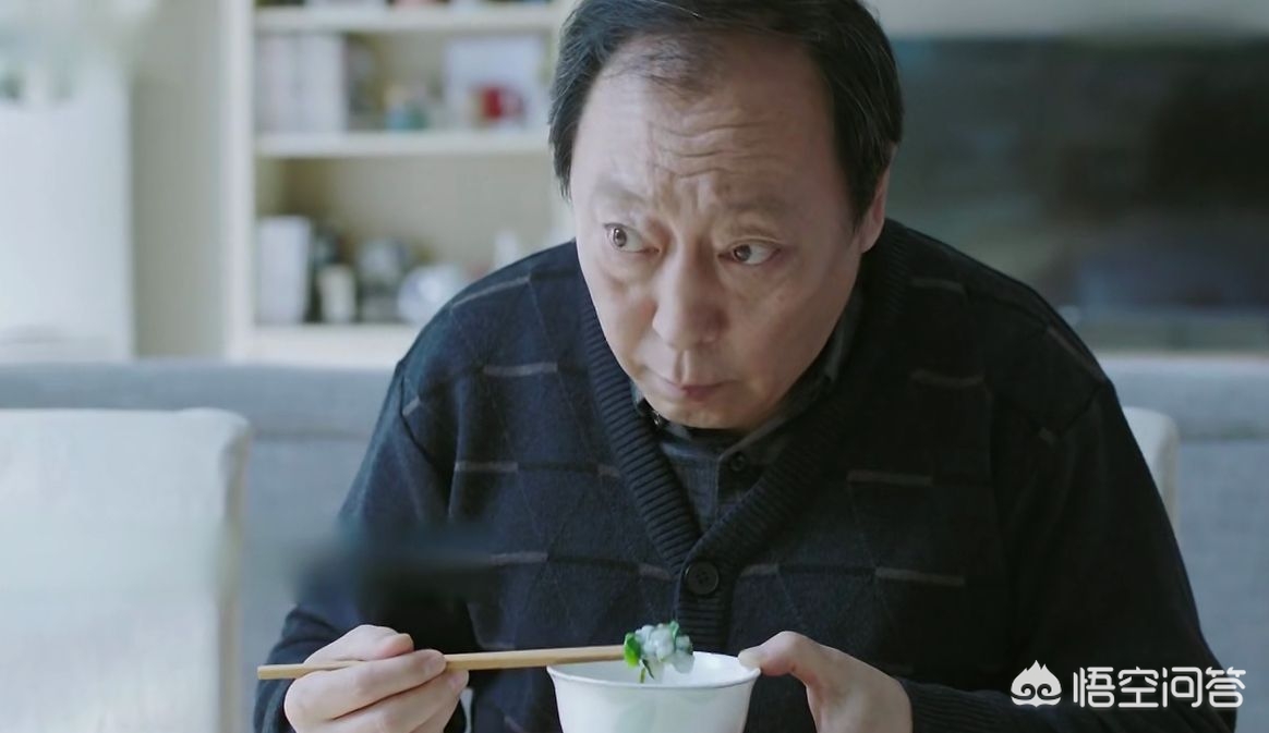 老年人应该买什么保险才合适，60到70老人适合买啥险