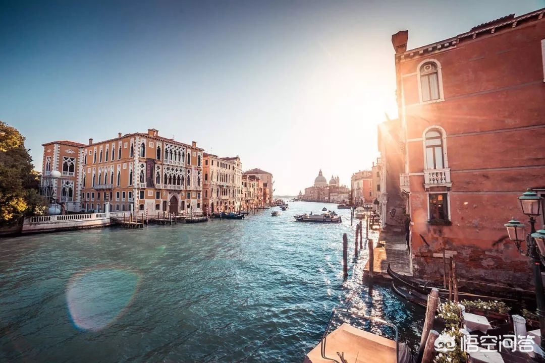 网站制作收费文章怎么写,开发小程序的网站是怎么收费的?